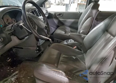 2004 Chrysler Town & Country Touring z USA, uszkodzony, nr VIN 2C4GP54L04R603473